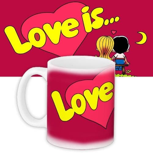 Чашка Love is красная 330 мл (0319)