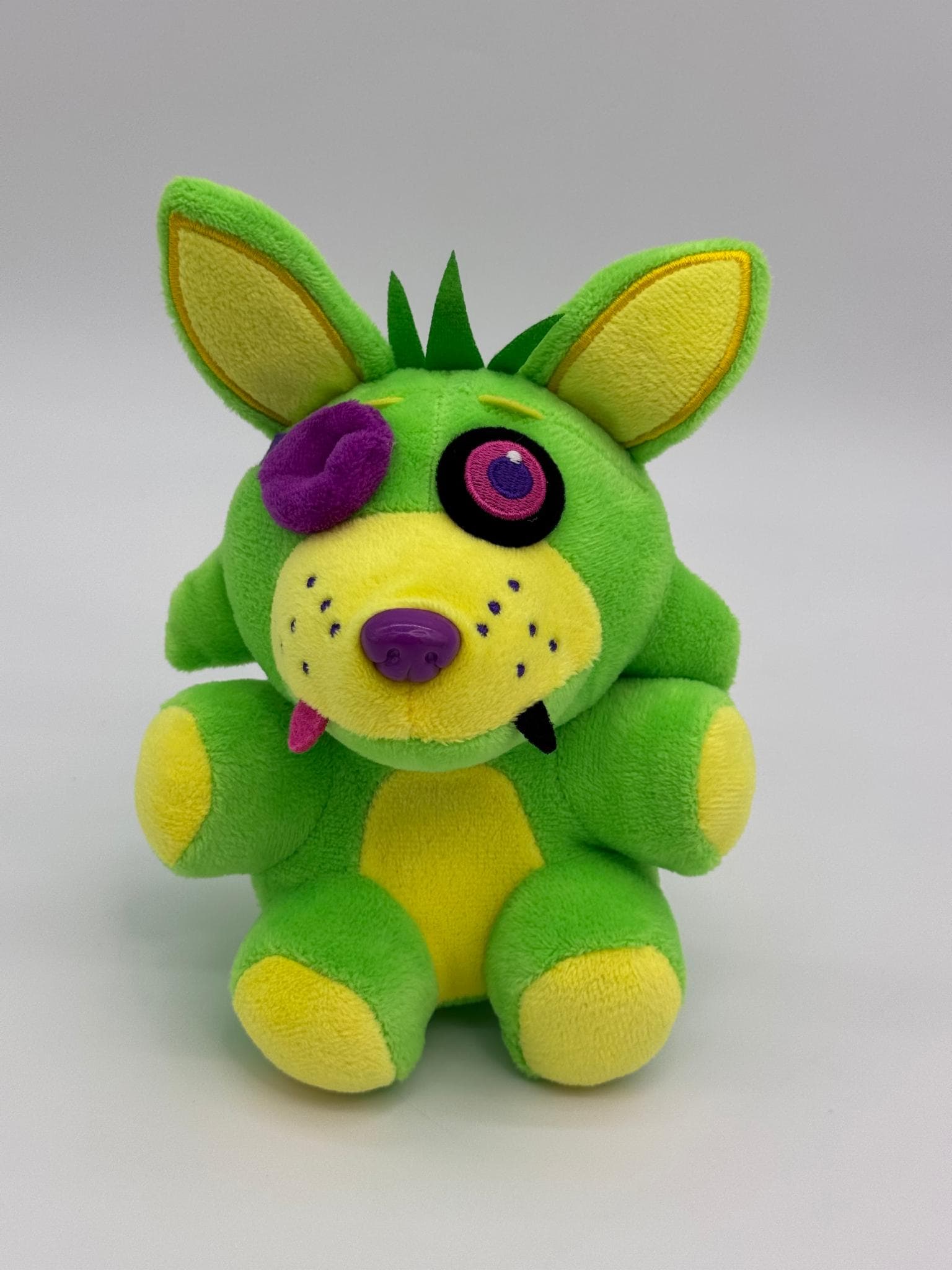 М’яка іграшка аніматронік Фоксі зелений 18 см - FNAF / 5 ночей з Фредді